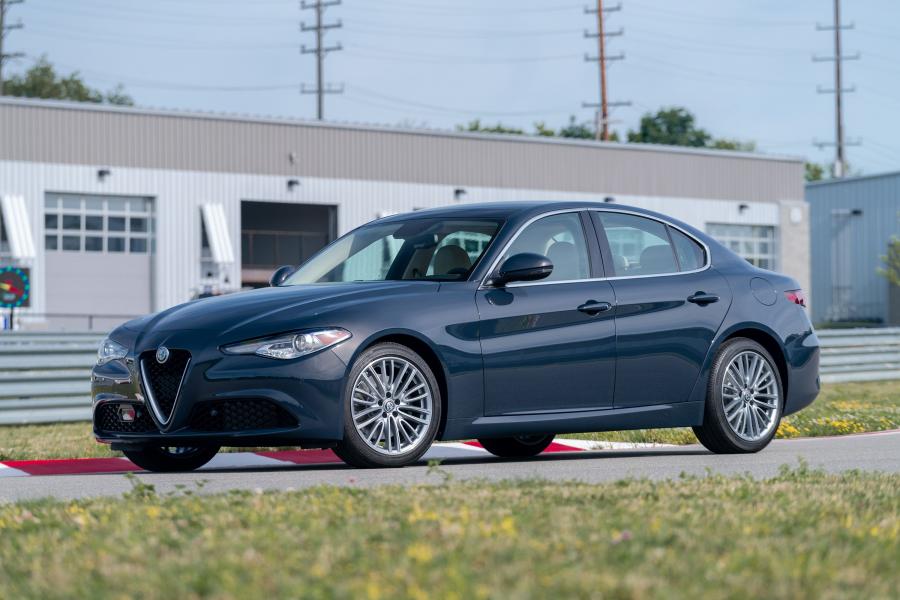  Alfa Romeo Giulia Ti Lusso (952) 2017 года  (NA) (фото 1 из 2)